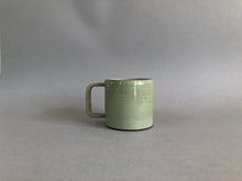 Charger l'image dans la galerie, Tasse avec anse