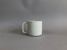 Charger l'image dans la galerie, Tasse avec anse